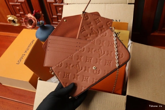 Cheap FÉLICIE POCHETTE LOUIS VUITTON 0821